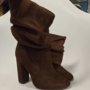 Shoe Dazzle Chocolate Heeled Boots
